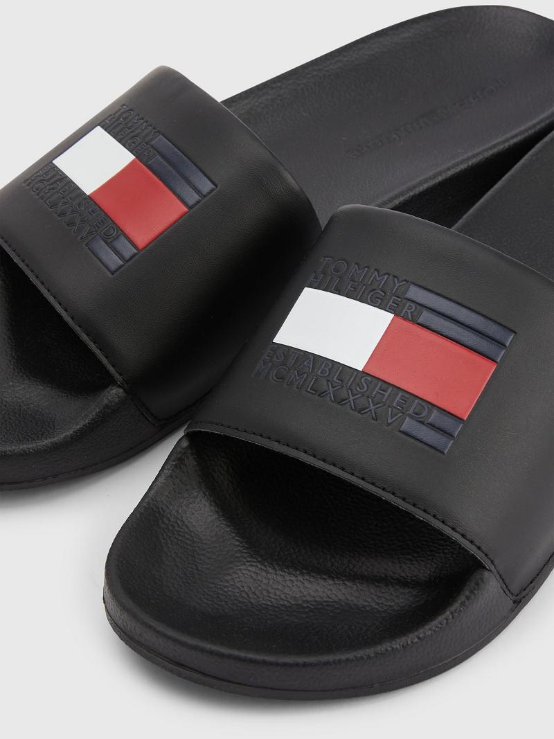 Férfi Tommy Hilfiger Flag Pool Slide Fekete | HU 1424ZUT